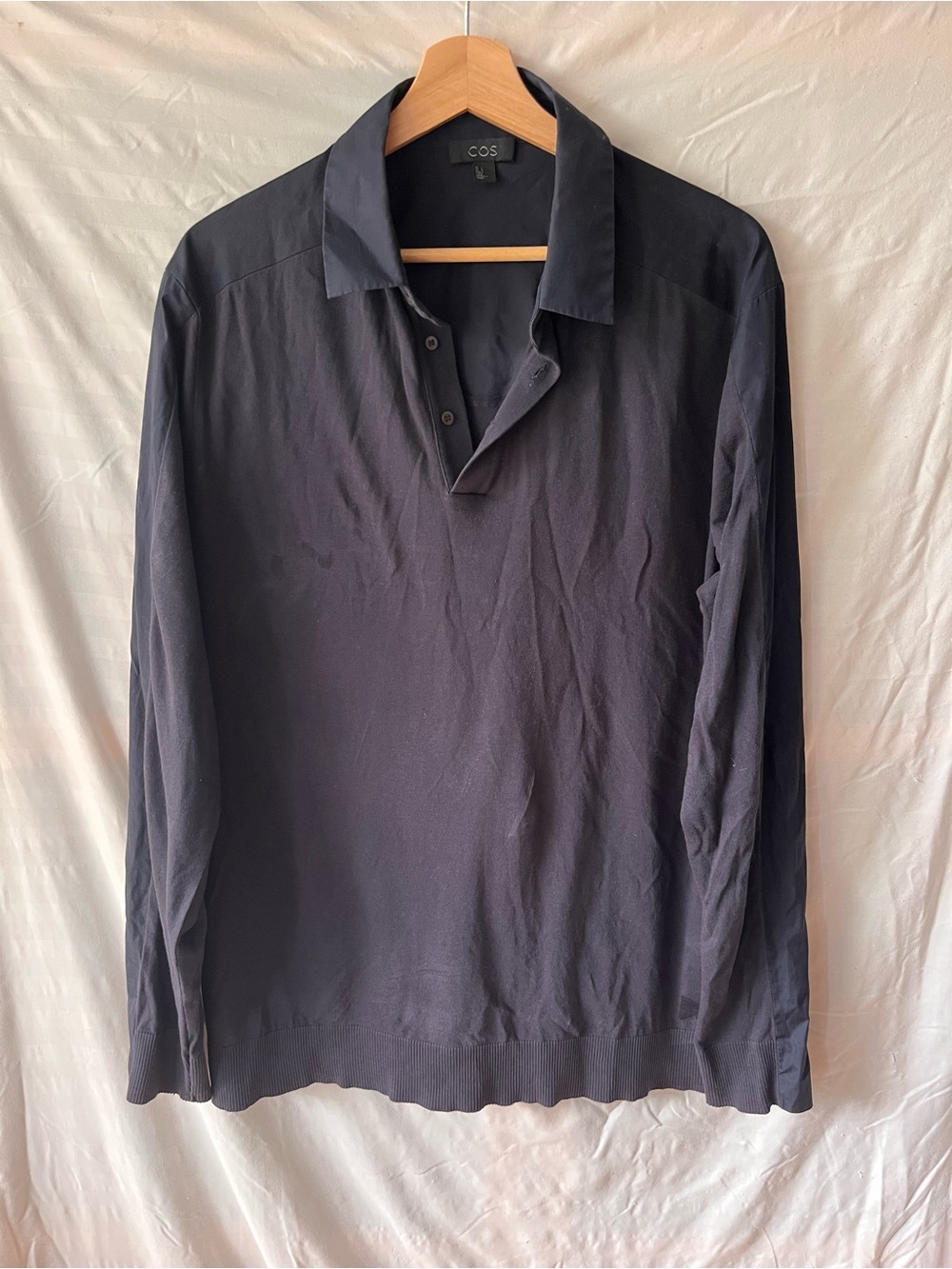 COS Men's Long-Sleeve Mixed Media Polo Shirt in Black (Large)